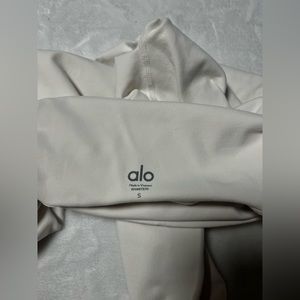 ALO Yoga Cream Leggings